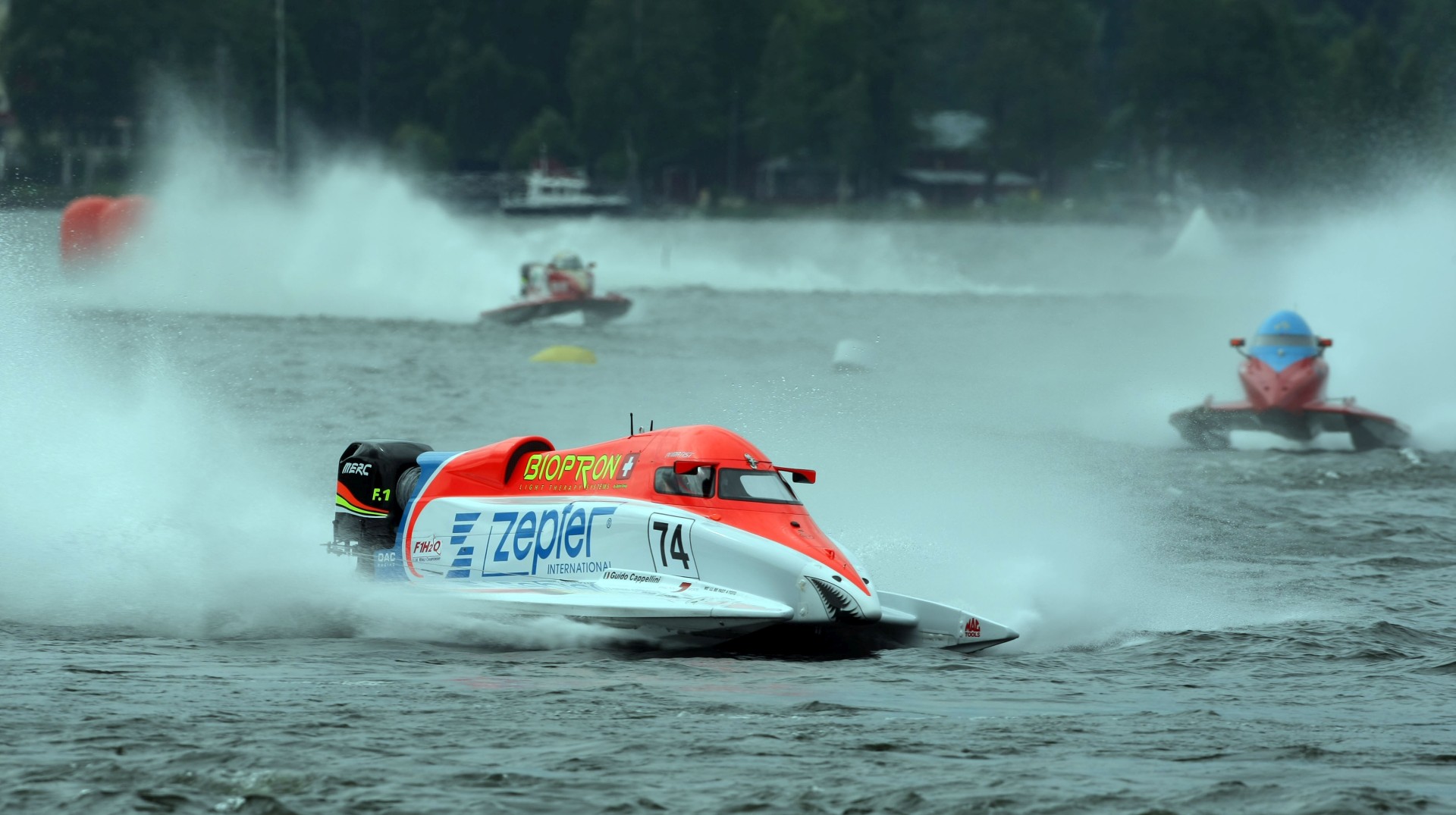 120609-LAHTI-PL-Guido Cappellini of Italy of the Zepter Team in action during the 1st race of the UIM F1 Powerboat Grand Prix of Finland, on Lake Vesijarvi, Lahti, Finland. Picture by Paul Lakatos/Idea Marketing.