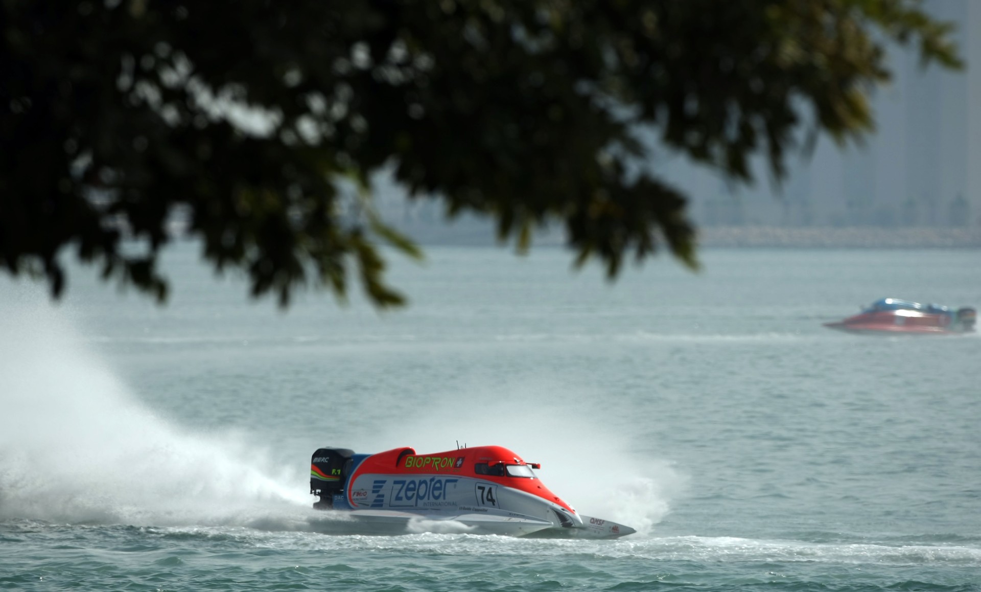 GP OF QATAR-271109-Guido Cappellini of Italy of the Zepter team in action in preparation for the UIM F1 Powerboat Grand Prix of Qatar, on the Doha Corniche, Doha, Qatar, the race days are November 27-28, 2009. Picture by Paul Lakatos/Idea Marketing.